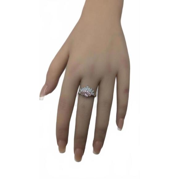 Stunning Pink Geode Ring with Sparkling Accents Size 7 - Picture 8 of 9